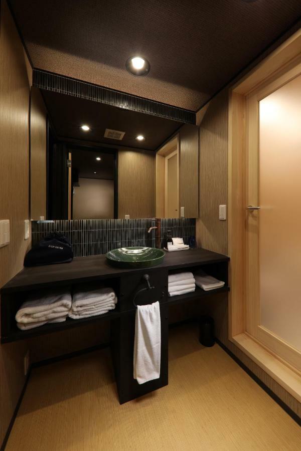 Kanade Kyoto-Hachijoguchi Exteriör bild